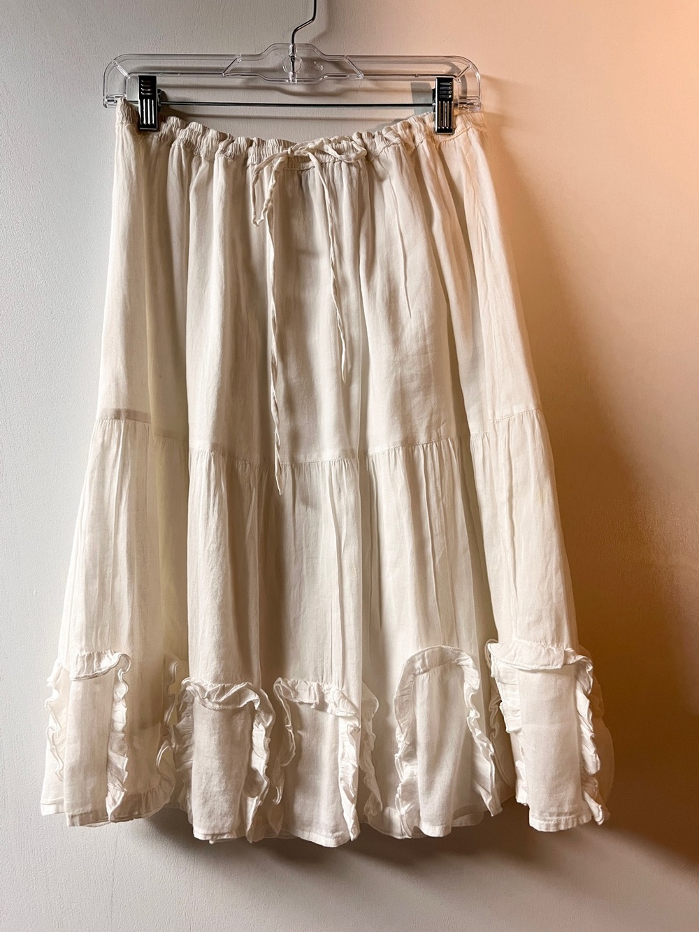 Women's White Tiered Ruffle Skirt - Classic Boho Style